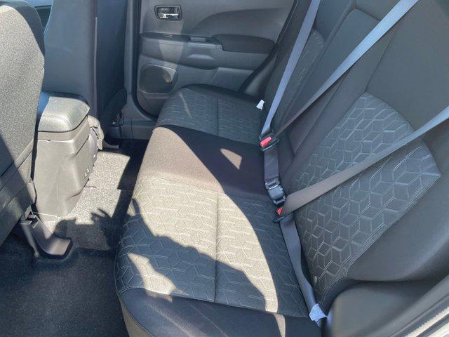 2026 Mitsubishi Outlander Sport 2.0 LE
