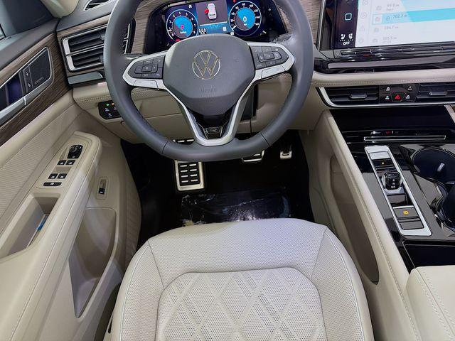 2026 Volkswagen Atlas SEL Premium R-Line