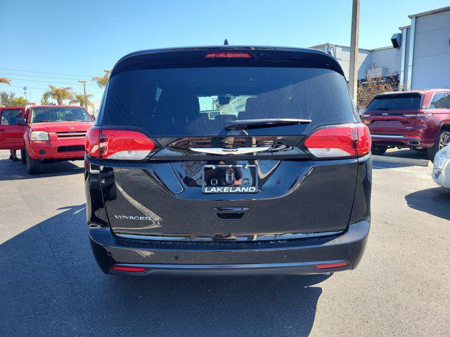 2026 Chrysler Voyager LX