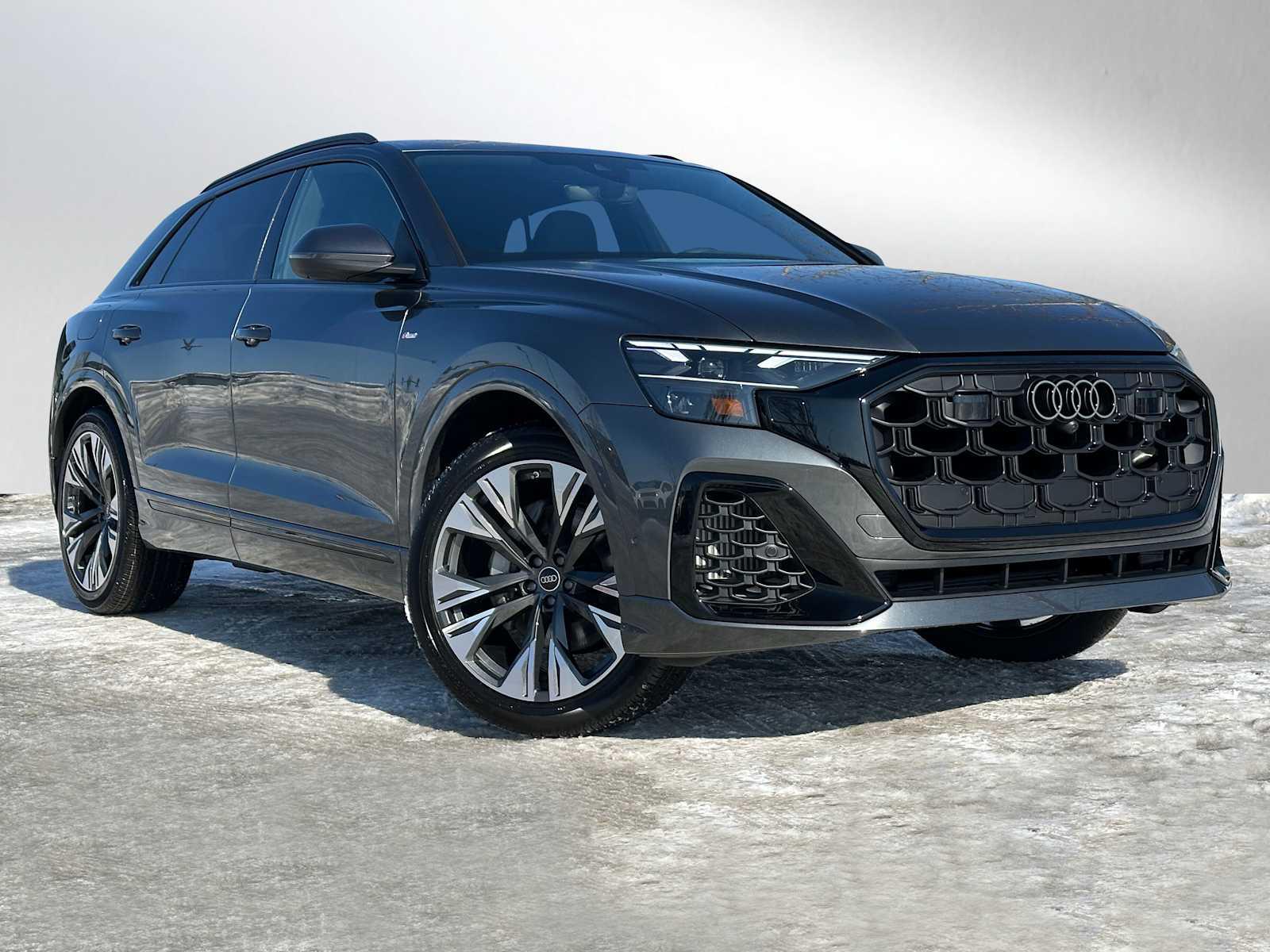 Daytona Gray Pearl Effect 2026 Audi Q8 quattro Premium Plus 55 TFSI SUV / Crossover All-Wheel Drive Automatic