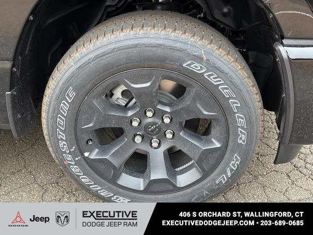 2026 Ram 1500 Express Crew Cab 4x4 57 Box