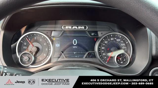 2026 Ram 1500 Express Crew Cab 4x4 57 Box