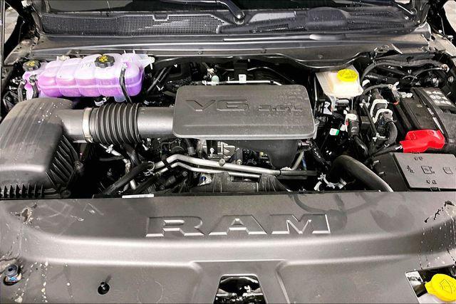 2026 RAM Ram 1500 RAM 1500 EXPRESS CREW CAB 4X4 57 BOX