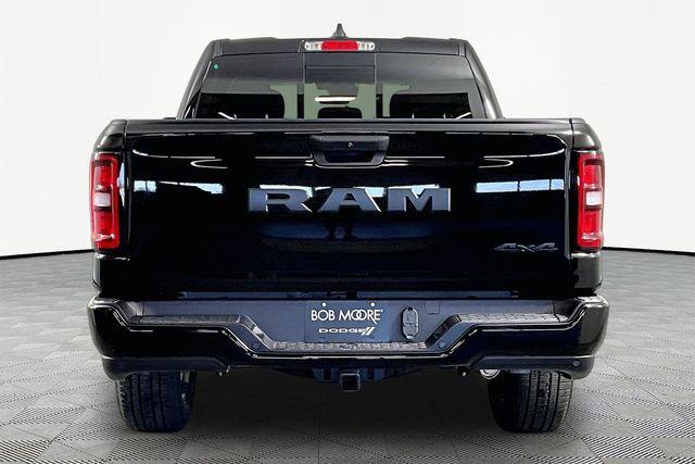2026 Ram 1500 Express Crew Cab 4x4 5'7" Box