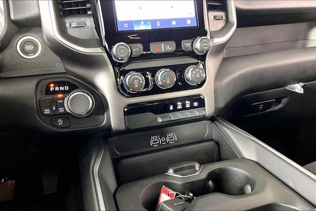 2026 Ram 1500 Express Crew Cab 4x4 5'7" Box