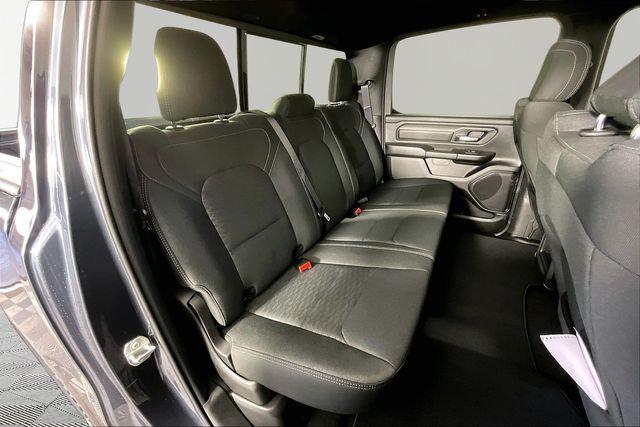 2026 Ram 1500 Express Crew Cab 4x4 5'7" Box