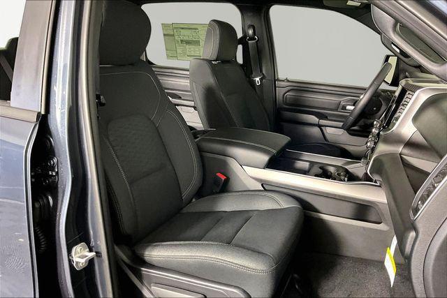 2026 Ram 1500 Express Crew Cab 4x4 5'7" Box