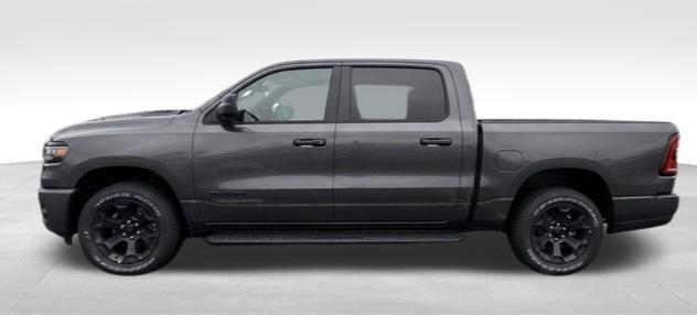 2026 RAM Ram 1500 RAM 1500 EXPRESS CREW CAB 4X4 57 BOX