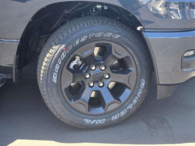 2026 RAM Ram 1500 RAM 1500 EXPRESS CREW CAB 4X4 57 BOX