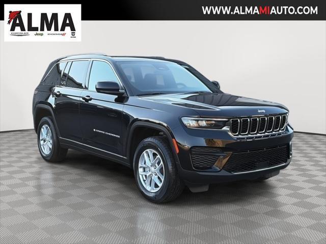 2026 Jeep Grand Cherokee GRAND CHEROKEE LAREDO X 4X4