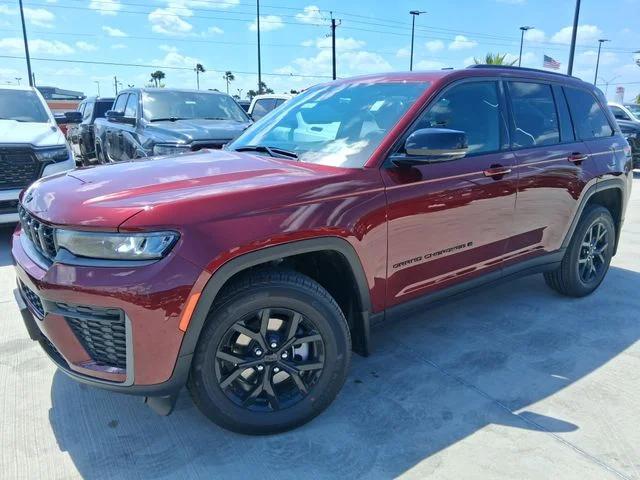 2026 Jeep Grand Cherokee Altitude 4x2