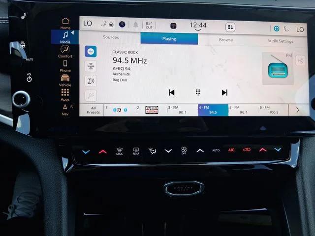 2026 Jeep Grand Cherokee Altitude 4x2
