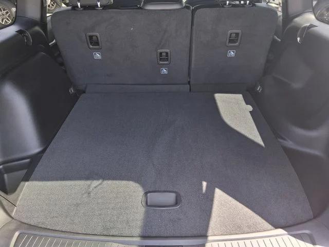 2026 Jeep Grand Cherokee Altitude 4x2