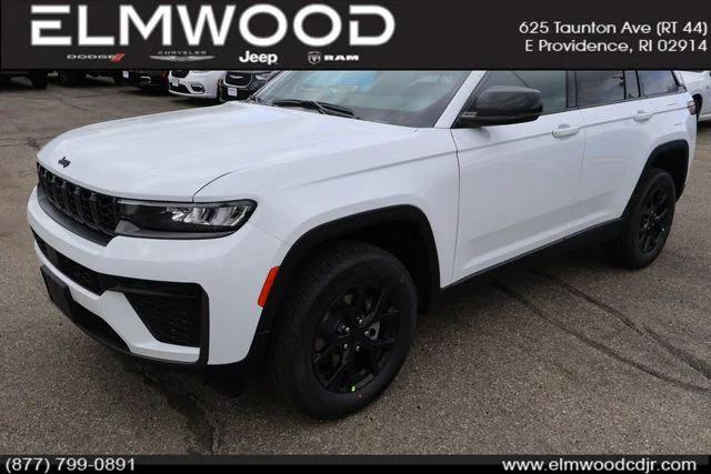 2026 Jeep Grand Cherokee GRAND CHEROKEE LAREDO ALTITUDE 4X4