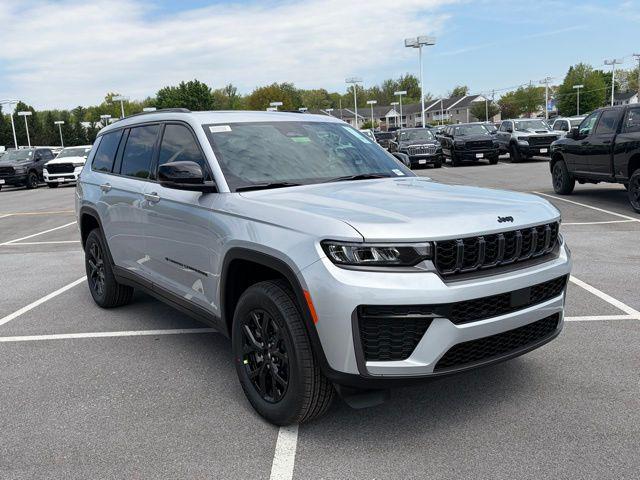 2026 Jeep Grand Cherokee L GRAND CHEROKEE L LAREDO ALTITUDE 4X4