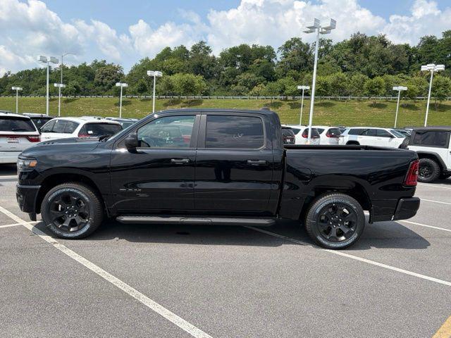 2026 RAM Ram 1500 RAM 1500 EXPRESS CREW CAB 4X4 57 BOX
