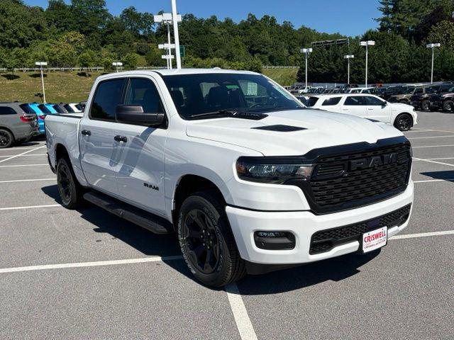 2026 RAM Ram 1500 RAM 1500 EXPRESS CREW CAB 4X4 57 BOX