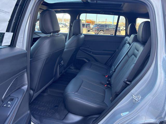 2026 Jeep Cherokee Overland 4x4