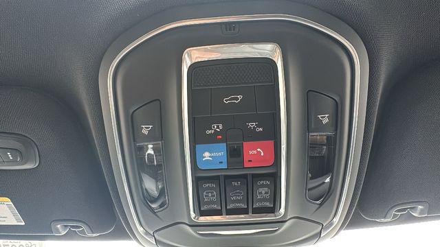2026 Jeep Cherokee Overland 4x4
