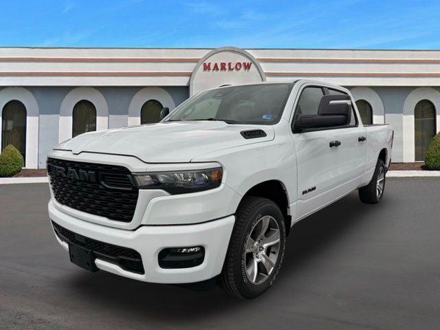2026 RAM Ram 1500 RAM 1500 EXPRESS CREW CAB 4X4 64 BOX