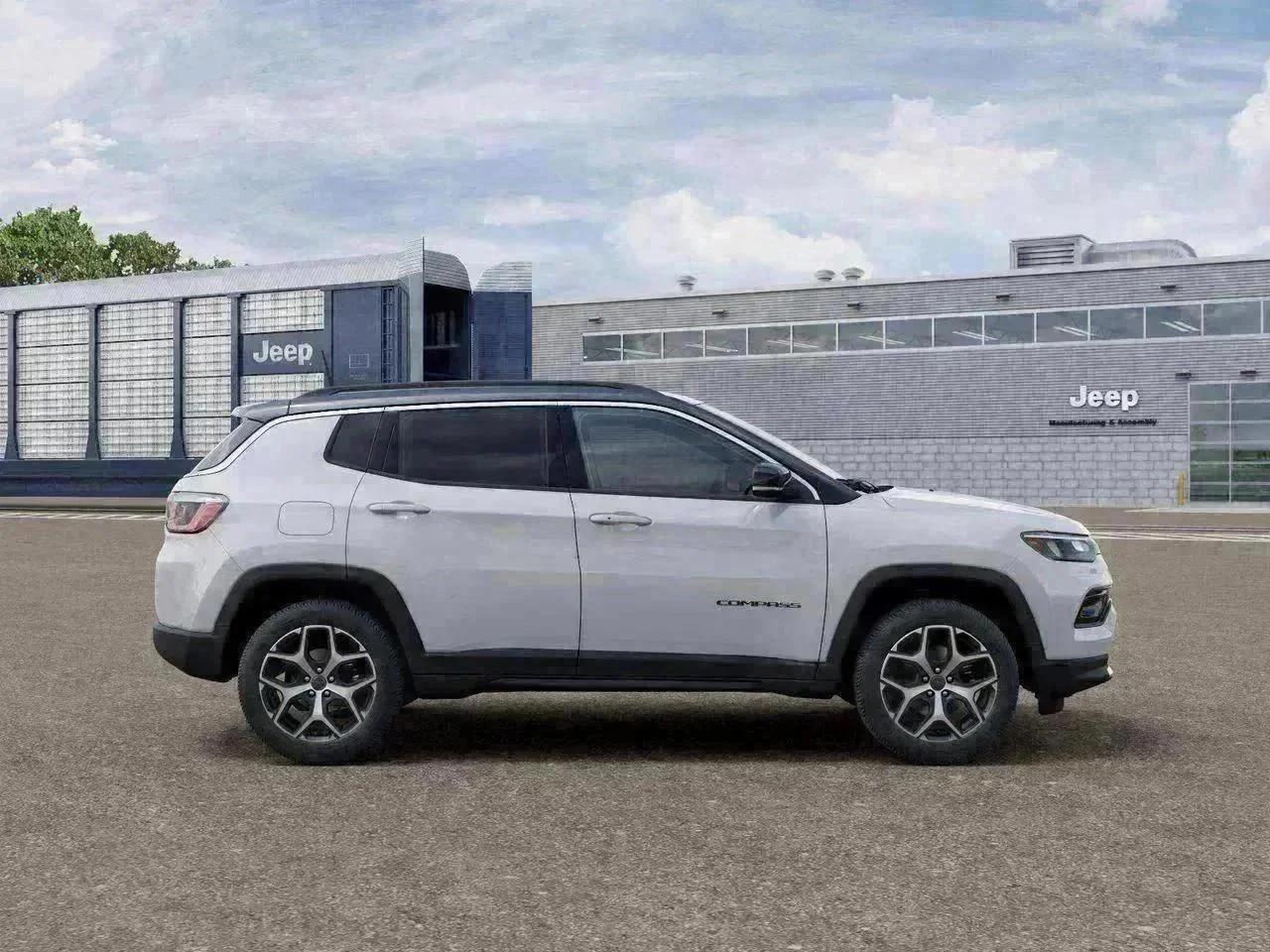 New 2026 Bright White Clear-Coat Exterior Paint Jeep Limited image 47