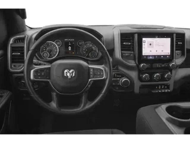 2026 Ram 1500 Express Crew Cab 4x4 5'7" Box