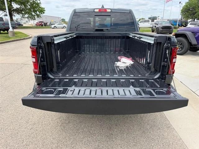 2026 Ram 1500 Laramie Crew Cab 4x4 57 Box