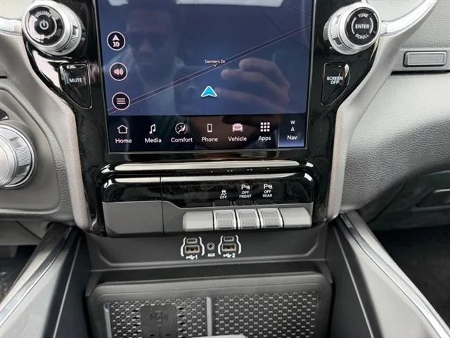 2026 Ram 1500 Laramie Crew Cab 4x4 57 Box