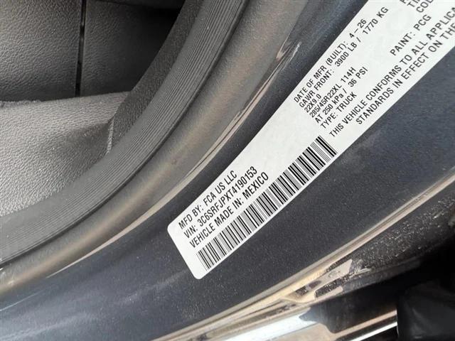 2026 Ram 1500 Laramie Crew Cab 4x4 57 Box