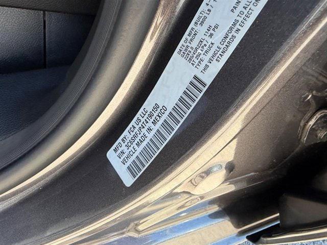 2026 Ram 1500 Laramie Crew Cab 4x4 5'7" Box