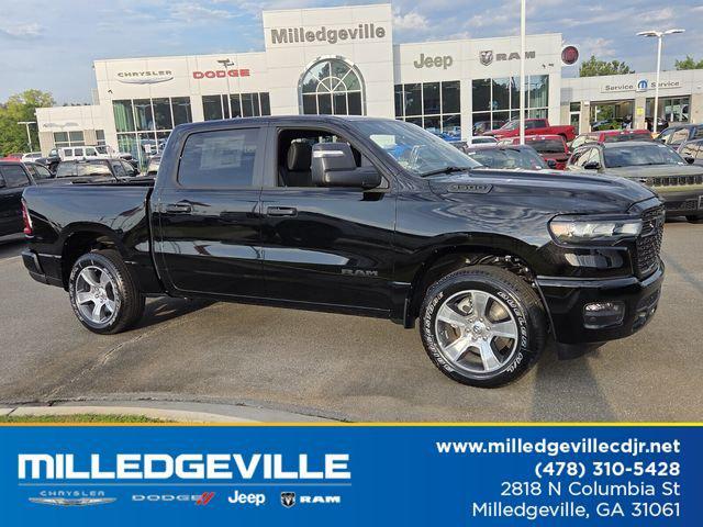 2026 RAM Ram 1500 RAM 1500 EXPRESS CREW CAB 4X4 57 BOX