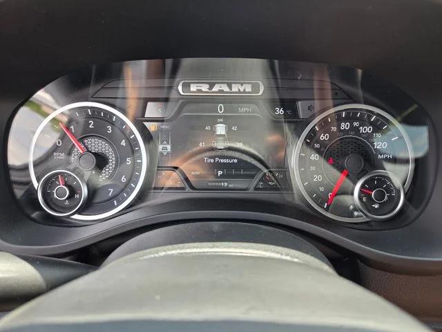 2026 Ram 1500 Big Horn Crew Cab 4x4 5'7" Box