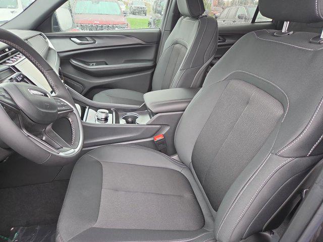 2026 Jeep Grand Cherokee GRAND CHEROKEE LAREDO X 4X4