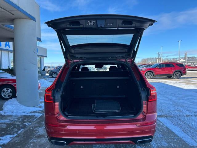 2020 Volvo XC60 T5 R-Design