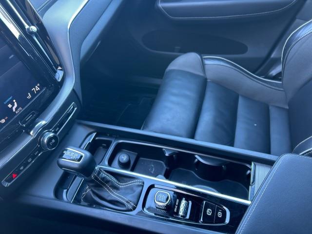 2020 Volvo XC60 T5 R-Design