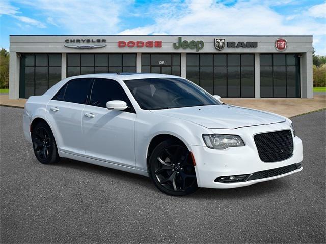 2022 Chrysler 300 S