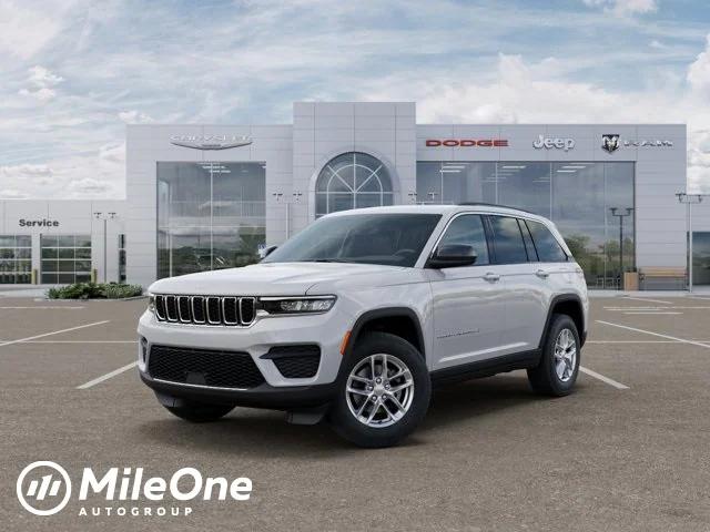 2025 Jeep Grand Cherokee GRAND CHEROKEE LAREDO X 4X4