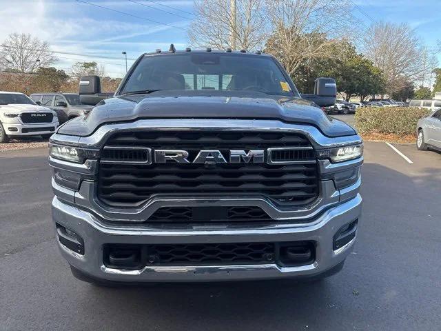 2025 RAM 2500 Tradesman Crew Cab 4x4 64 Box