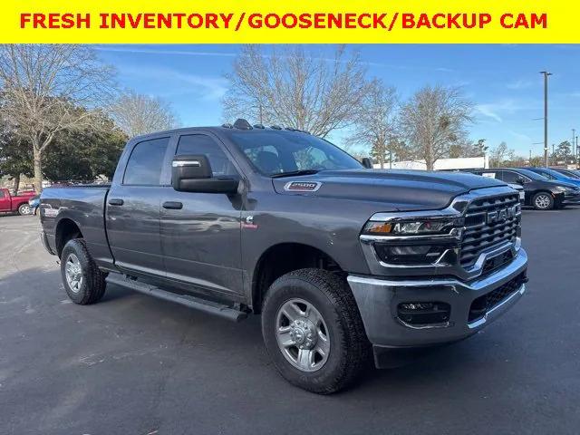 2025 RAM 2500 Tradesman Crew Cab 4x4 64 Box