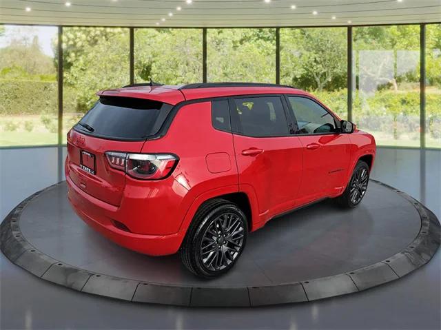 2023 Jeep Compass (RED) Edition 4x4 2023 Jeep Compass (RED) Edition 4x4