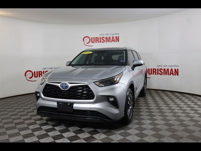2023 Toyota Highlander Hybrid XLE