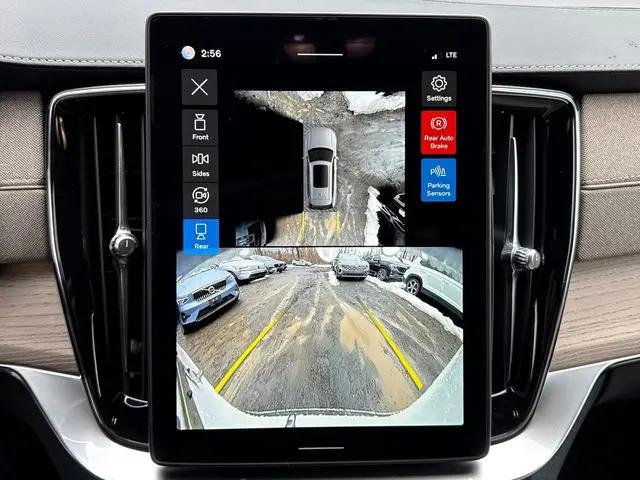2026 Volvo XC90 Plus, B6 AWD Gas (mild hybrid), Gasoline, Bright, 7 Seats