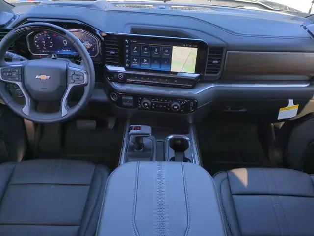 2026 Chevrolet Silverado 1500 4WD Crew Cab Short Bed High Country