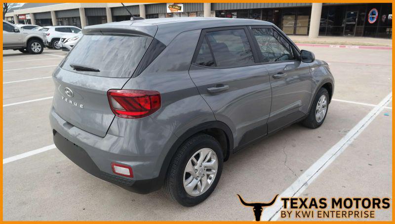 2023 Hyundai Venue SE