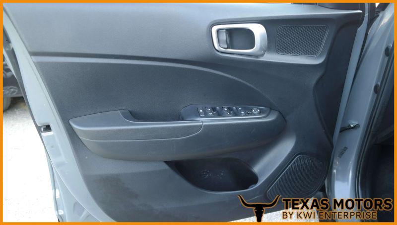2023 Hyundai Venue SE