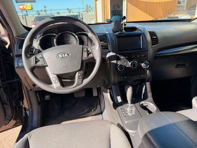 2013 Kia Sorento LX