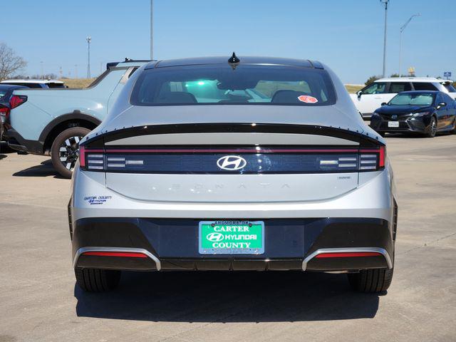 2026 Hyundai Sonata Hybrid SEL