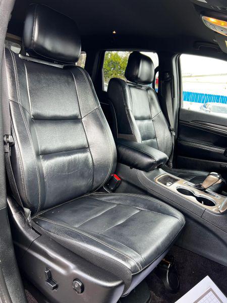 2017 Jeep Grand Cherokee Limited 4x2