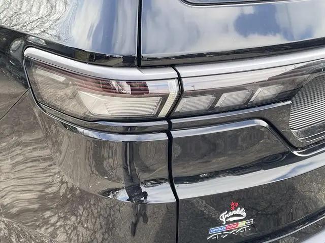 2026 Jeep Grand Wagoneer Limited Altitude 4x4