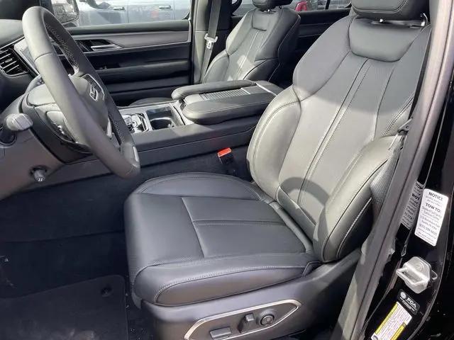 2026 Jeep Grand Wagoneer Limited Altitude 4x4